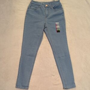 NWT No Boundaries High Rise Skinny Jeans Juniors 9